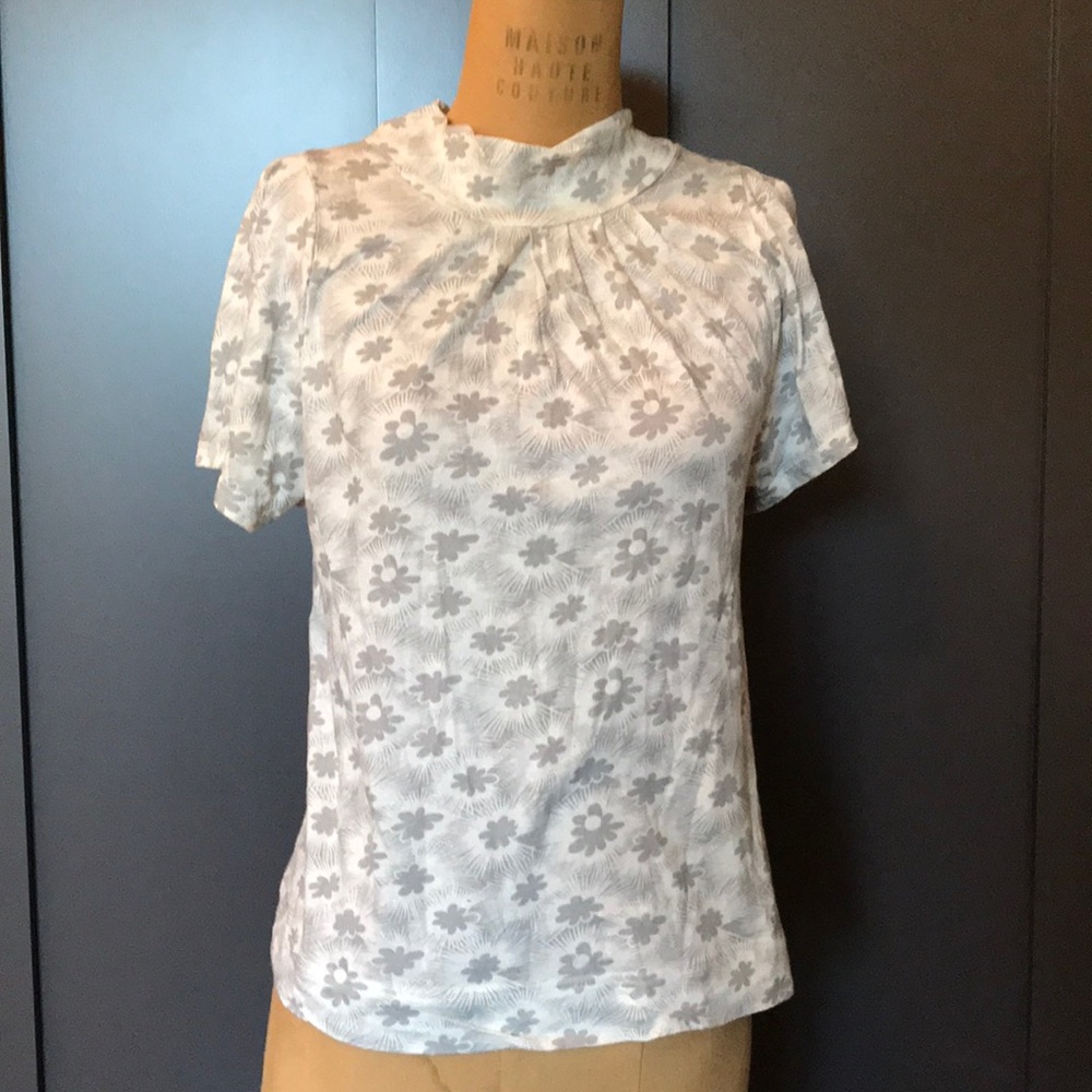 White and grey MJ blouse